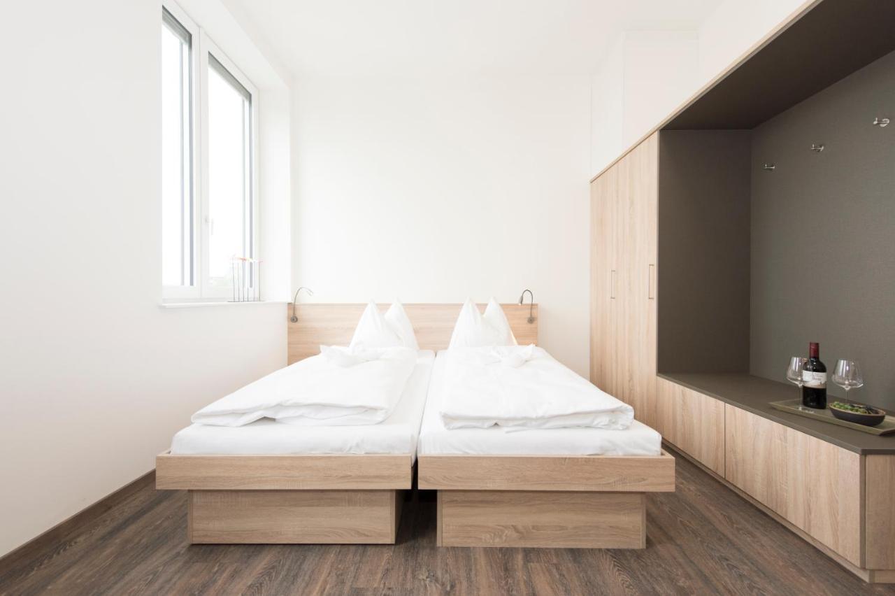 Tt-Rooms - Kontaktlos Mit Self Check-In I Free Parking Graz Exterior foto
