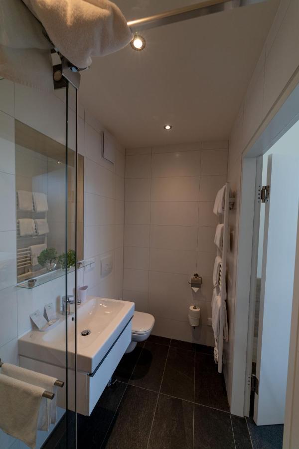 Tt-Rooms - Kontaktlos Mit Self Check-In I Free Parking Graz Exterior foto